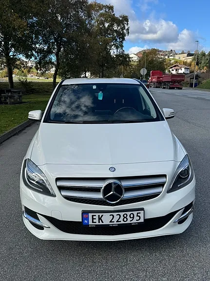 Mercedes-Benz B250 2016 photo 2