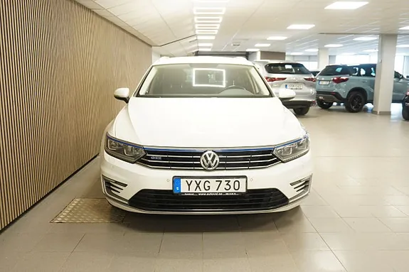 Volkswagen Passat 2018 photo 4