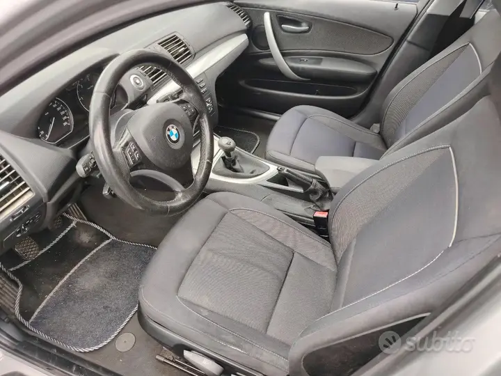 BMW 1 Series 2008 photo 2