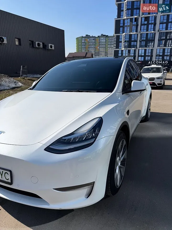 Tesla Model Y 2021 photo 4