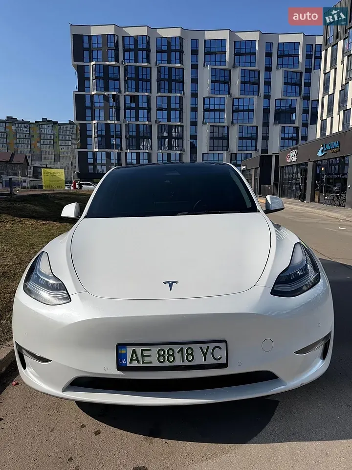 Tesla Model Y 2021 photo 3
