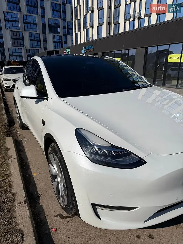 Tesla Model Y 2021 photo 5
