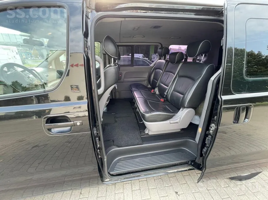 Hyundai H1 2011 photo 3