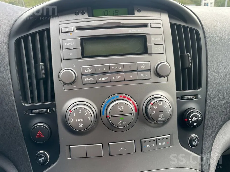 Hyundai H1 2011 photo 5