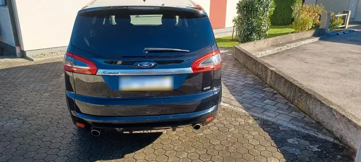 Ford S-Max