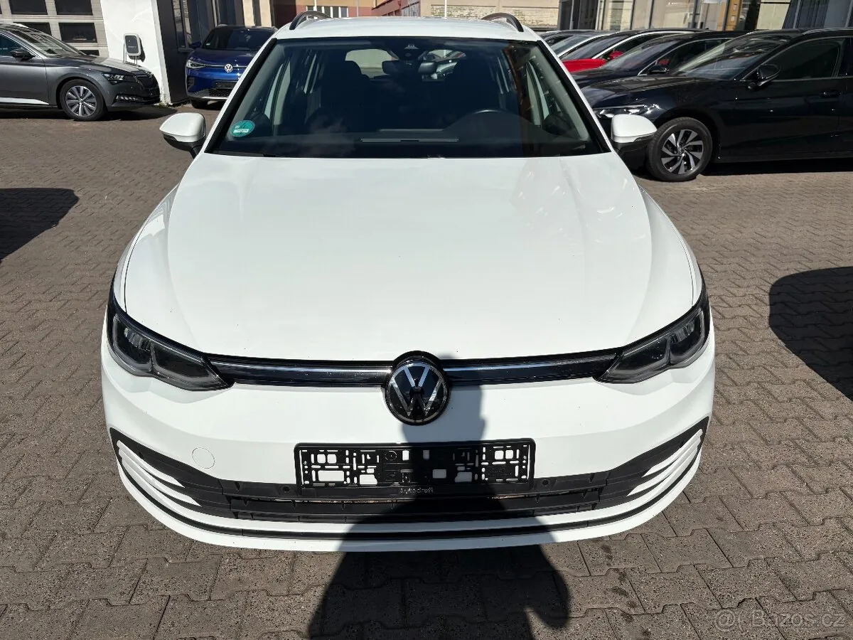 Volkswagen Golf 8 Variant 2022 photo 2