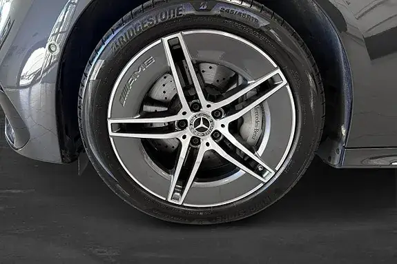 Mercedes-Benz E 300 De 2026 photo 5
