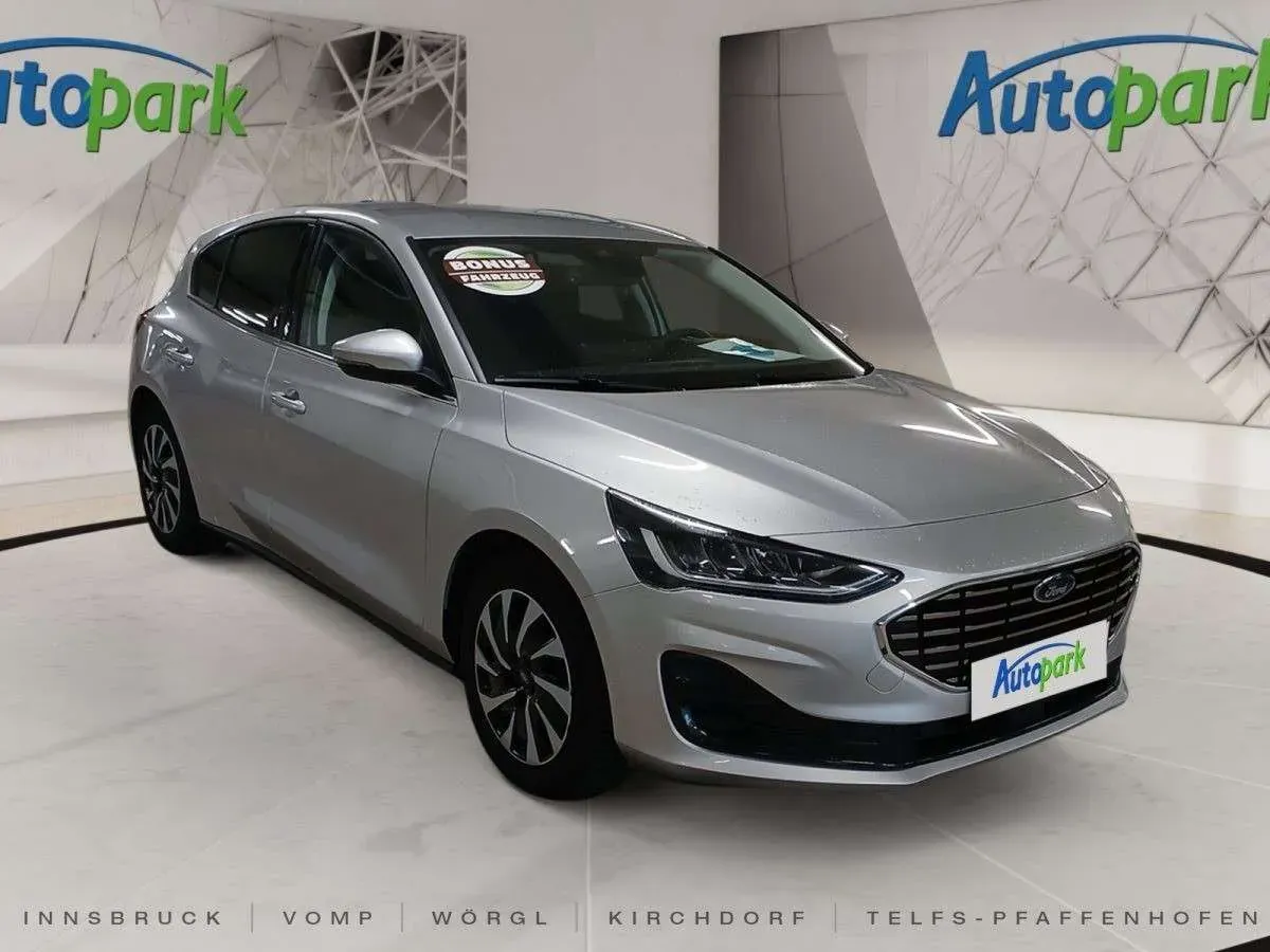Ford Focus 2024 photo 3
