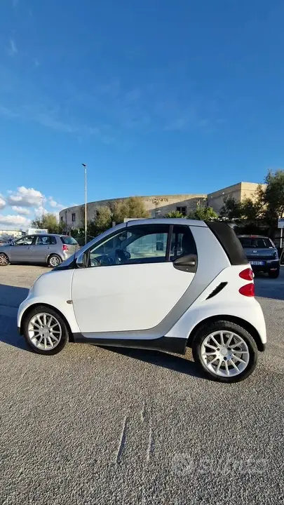 Smart Fortwo 2008 photo 2
