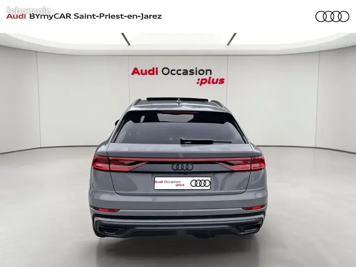 Audi Q8 2022 photo 4