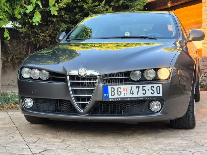 Alfa Romeo 159