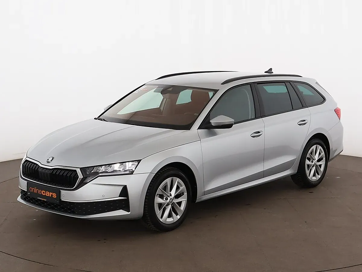 Skoda Octavia 2024 photo 2