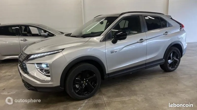 Mitsubishi Eclipse Cross 2023 photo 2