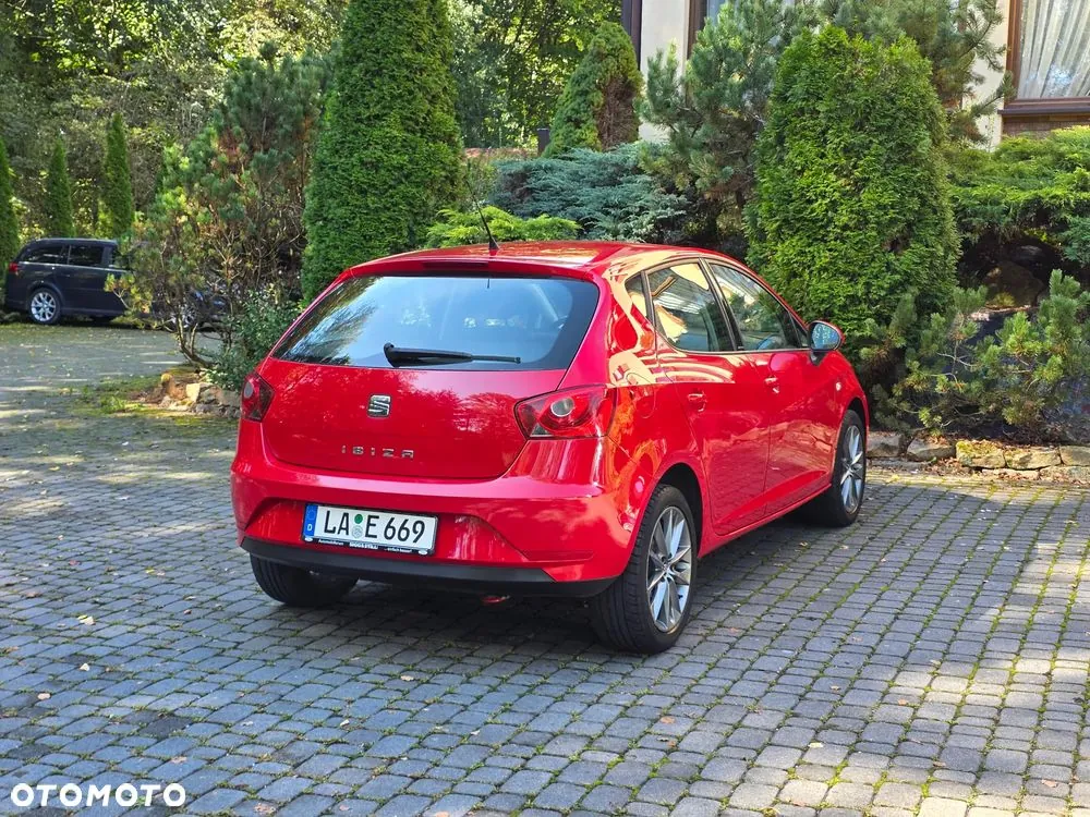 Seat Ibiza 2015 photo 4