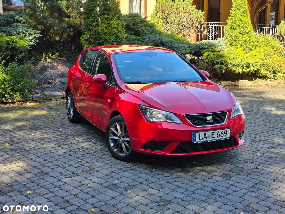 Seat Ibiza 2015 photo 2