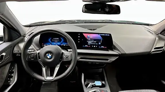 BMW 120 2026 photo 4