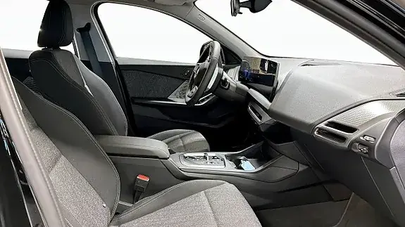 BMW 120 2026 photo 3