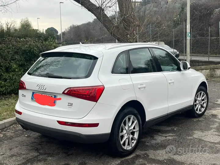 Audi Q5 2011 photo 4