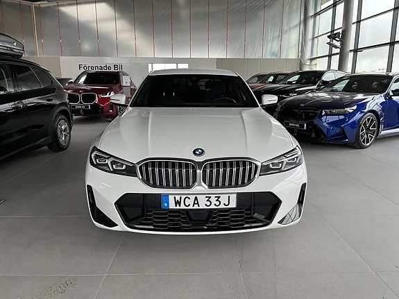 BMW 330E 2025 photo 2