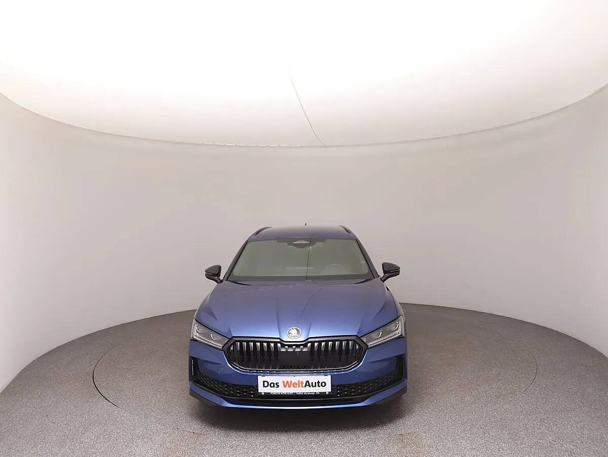 Skoda Superb 2026 photo 3