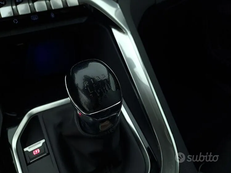 Peugeot 3008 2022 photo 5