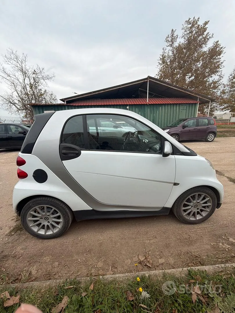 Smart Fortwo 2008 photo 4