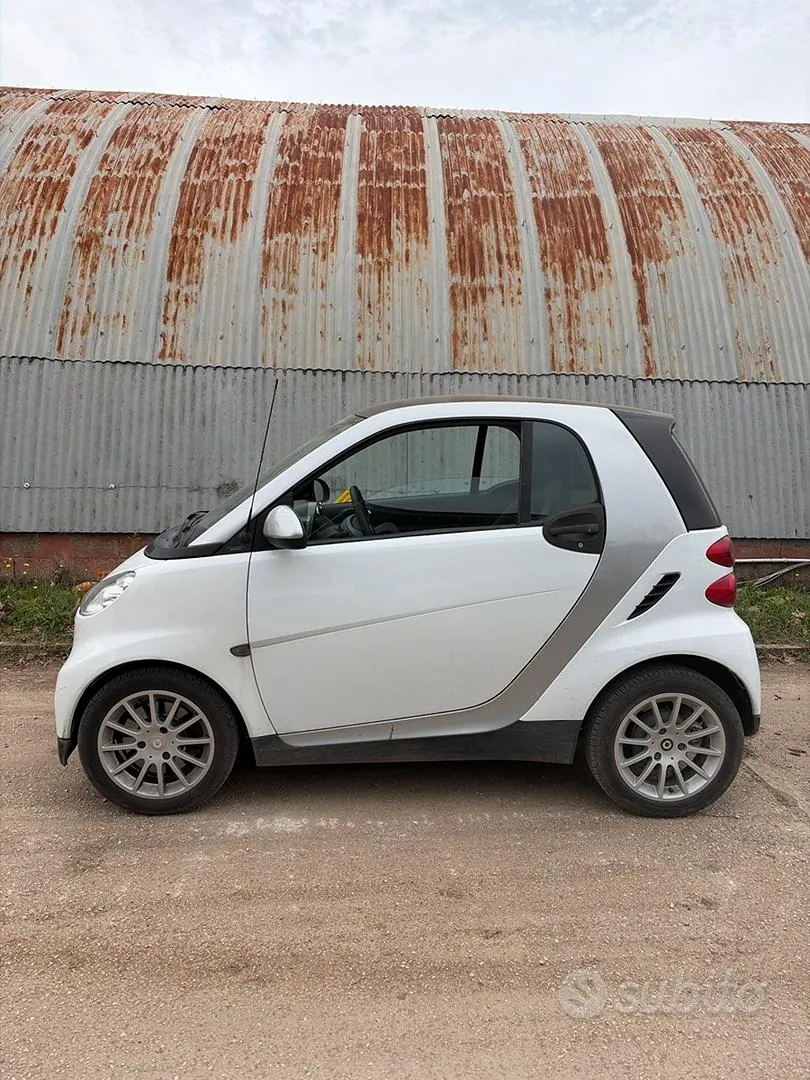 Smart Fortwo 2008 photo 2