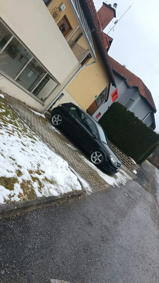Opel Astra 2006 photo 2