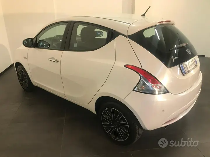Lancia Ypsilon 2019 photo 5