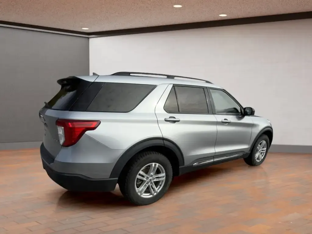 Ford Explorer 2022 photo 5