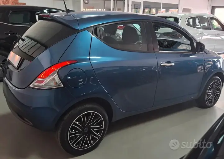 Lancia Ypsilon 2023 photo 5