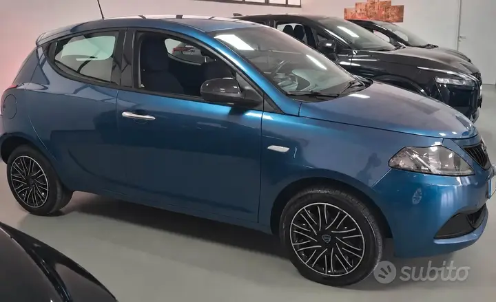 Lancia Ypsilon 2023 photo 2