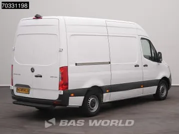 Mercedes-Benz Sprinter 2022 photo 2