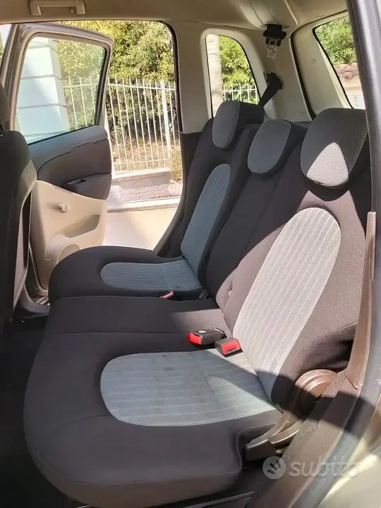 Lancia Musa 2007 photo 4