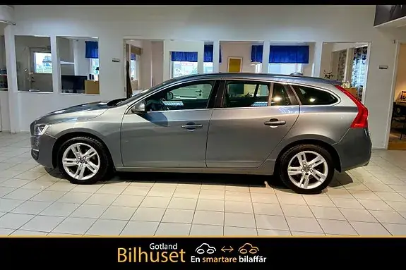 Volvo V60 2017 photo 2