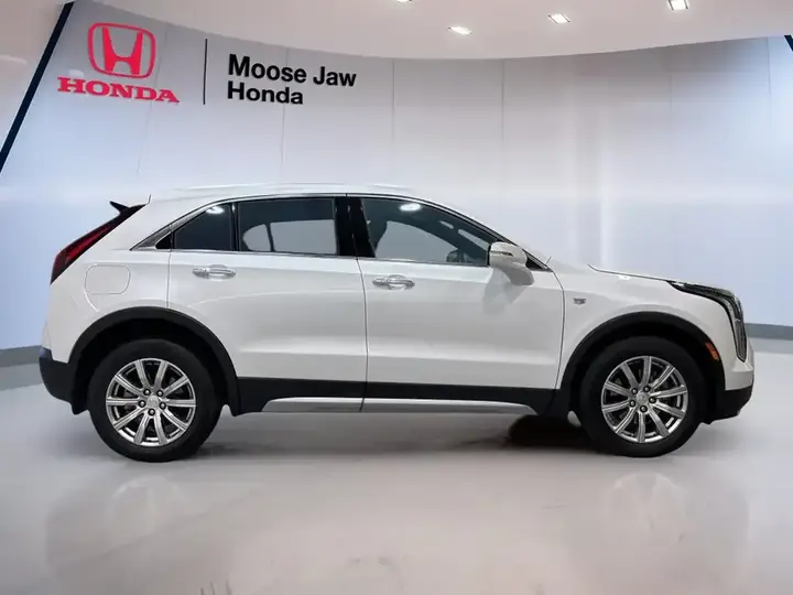 Cadillac Xt4 2023 photo 4