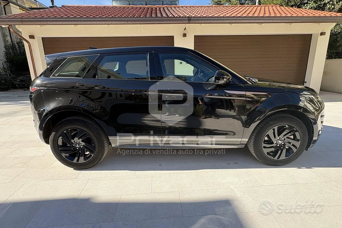 Land Rover Range Rover Evoque 2023 photo 4