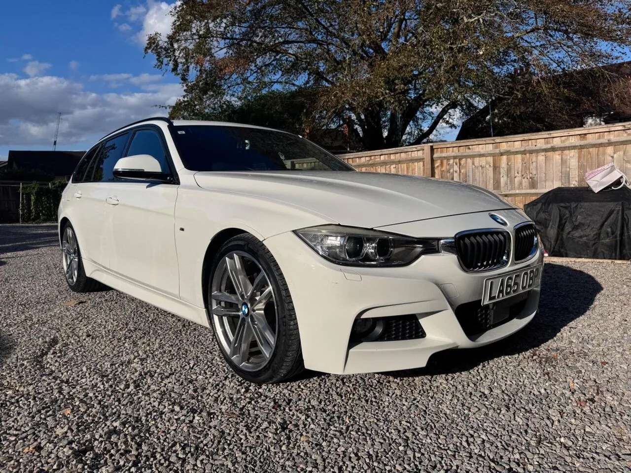 BMW 3 Series 2015 photo 3