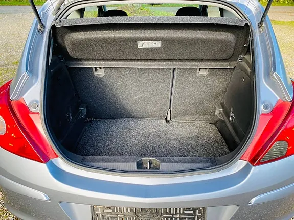Opel Corsa 2010 photo 5