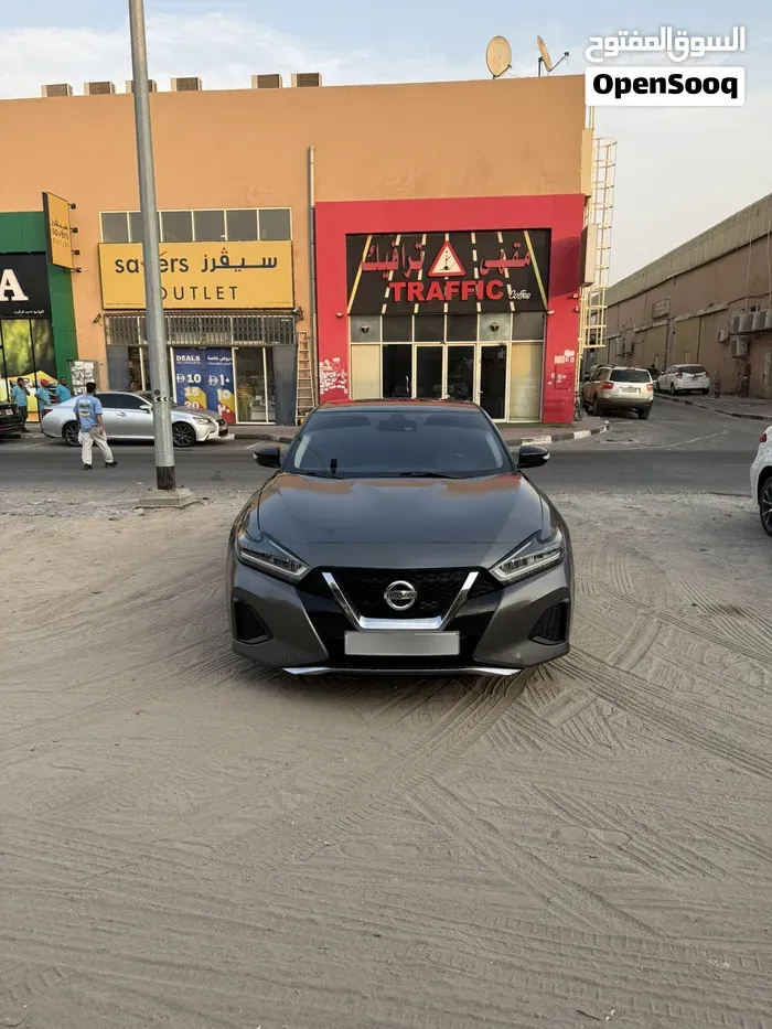 Nissan Maxima