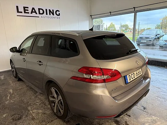 Peugeot 308 2017 photo 2