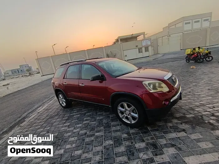 GMC Acadia 2009 photo 2
