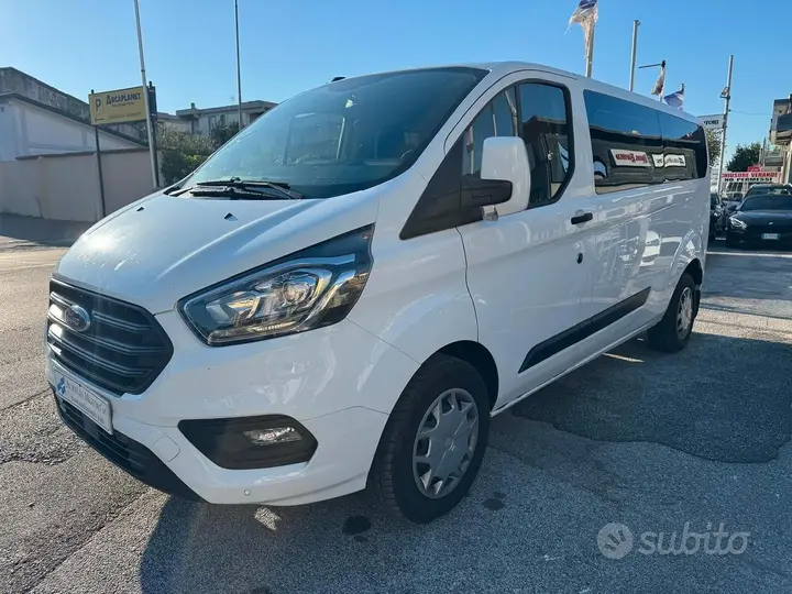 Ford Tourneo Custom