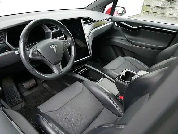 Tesla Model X 2018 photo 5