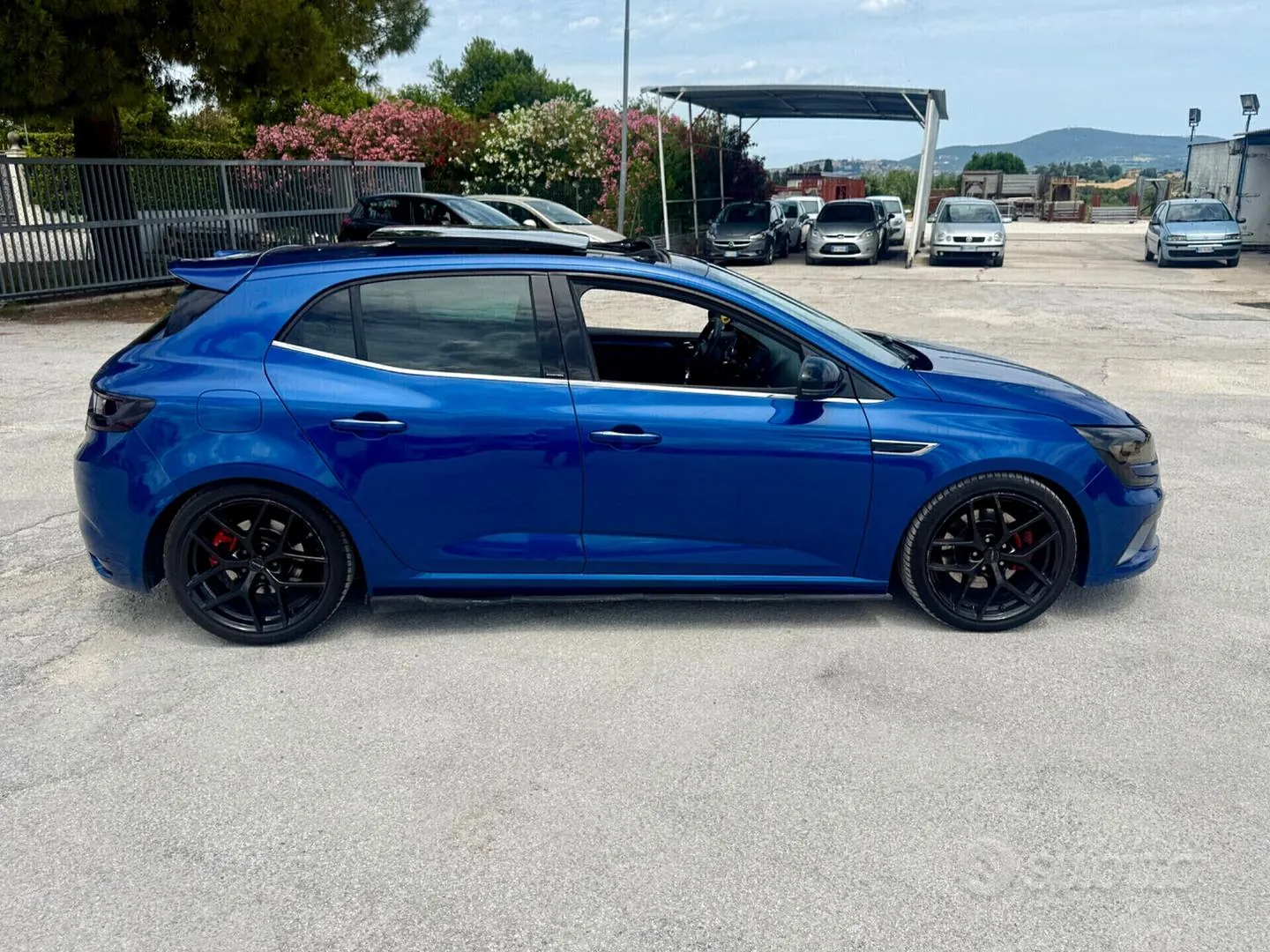 Renault Megane 2017 photo 2