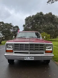 Dodge Ram 1982 photo 2
