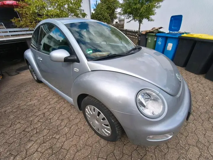 Volkswagen New Beetle