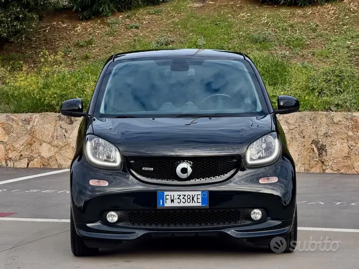 Smart Fortwo 2018 photo 2