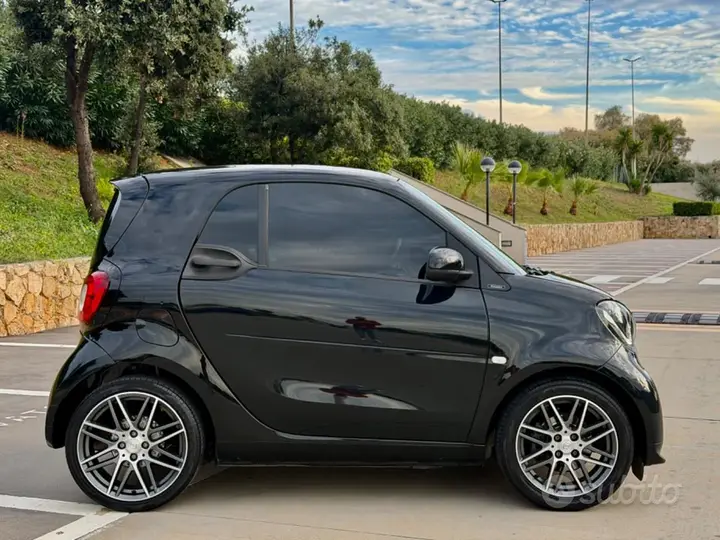Smart Fortwo 2018 photo 3