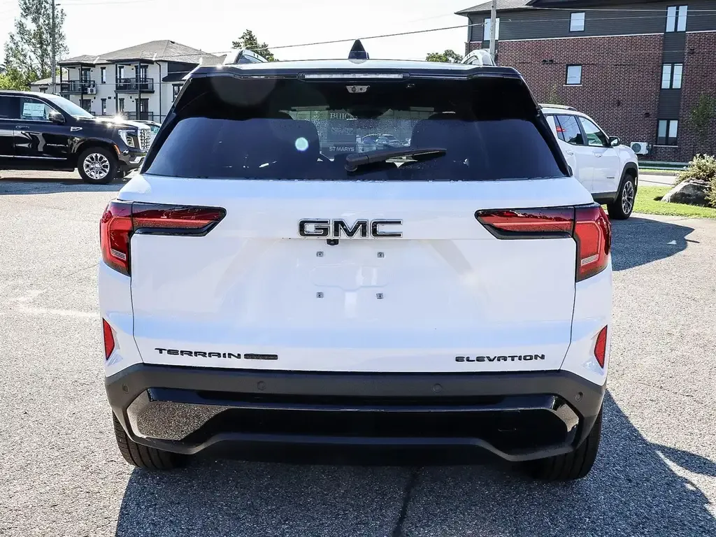 GMC Terrain 2027 photo 4